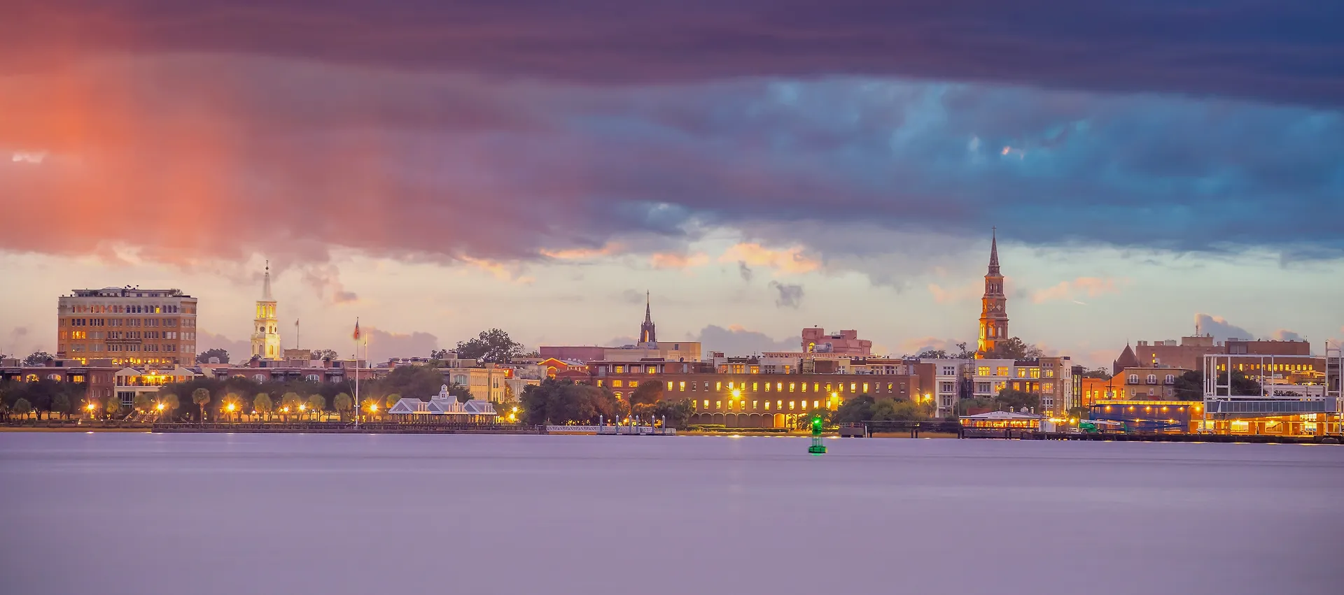 Charleston, SC skyline at dusk